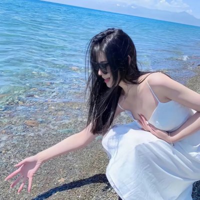 偷情网站泄密事件:性、谎言与丑闻